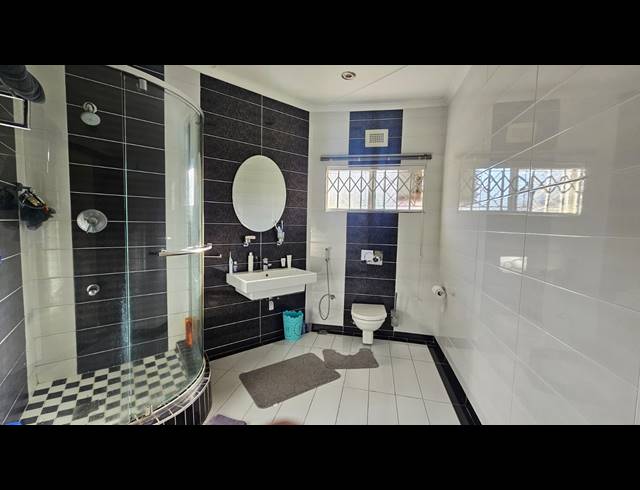 4 BEDROOM FREESTANDING FOR SALE IN RICHEM